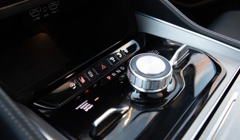 
								2024 Jeep Wagoneer Carbide full									