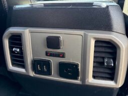 
										2020 Ford F-150 Lariat Sport full									