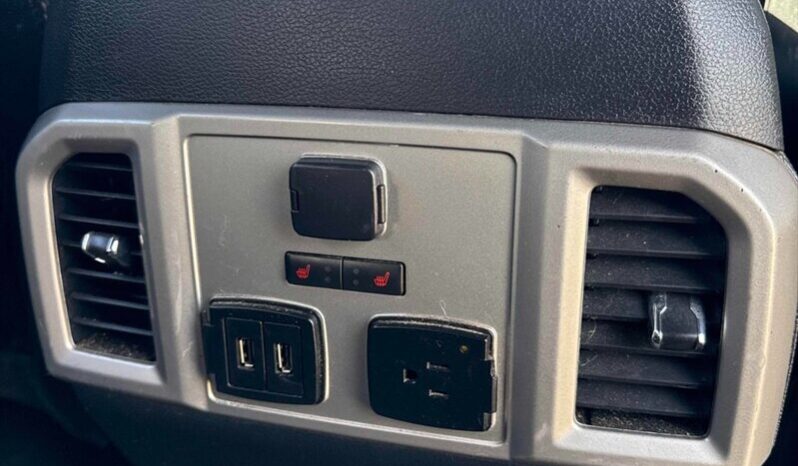 
								2020 Ford F-150 Lariat Sport full									