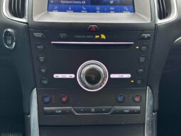 
										2019 Ford Edge Titanium full									