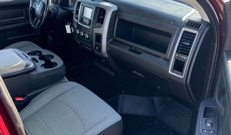 
								2021 RAM 1500 Classic Express full									