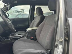 
										2016 Toyota Tacoma SR5 TRD Sport full									