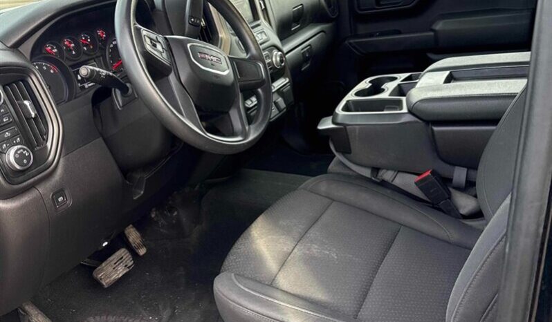 
								2022 GMC Sierra 1500 Pro full									