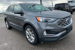 
										2024 Ford Edge Titanium Moonroof full									