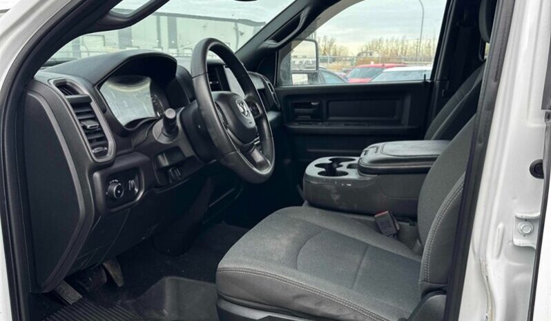 
								2023 RAM 2500 Tradesman full									