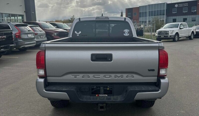 
								2016 Toyota Tacoma SR5 TRD Sport full									