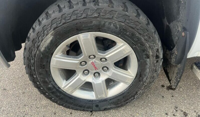 
								2018 GMC Sierra 1500 SLT full									