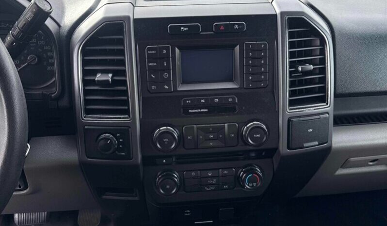 
								2018 Ford F-150 XLT full									