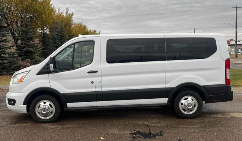 
								2020 Ford Transit 150 XLT full									