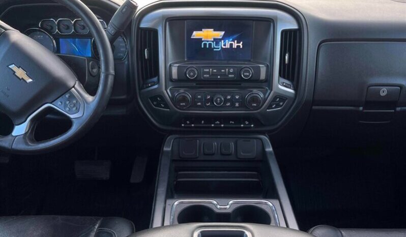 
								2015 Chevrolet Silverado 1500 LTZ full									