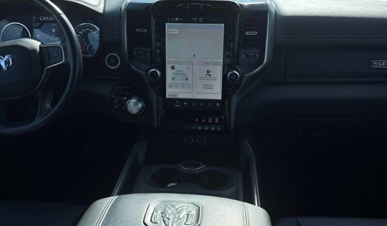 
								2022 RAM 1500 Sport full									