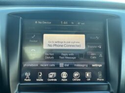 
										2016 Chrysler 200 Limited Sunroof Nav full									