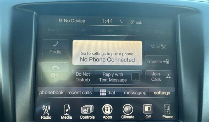 
								2016 Chrysler 200 Limited Sunroof Nav full									