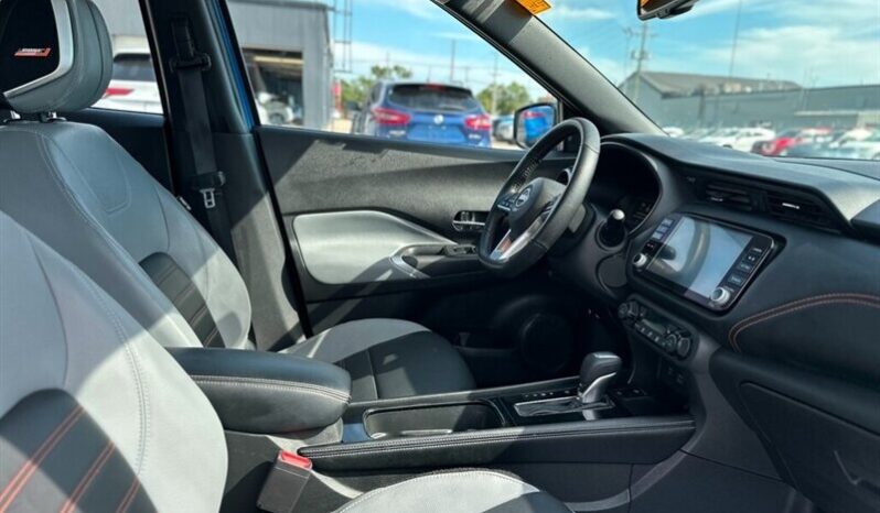 
								2024 Nissan Kicks SR Premium full									