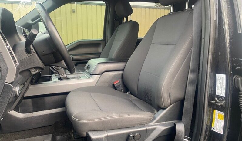 
								2019 Ford F-150 XLT Sport 5.0L full									