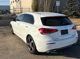 
										2019 Mercedes-Benz A-Class A 250 4MATIC full									
