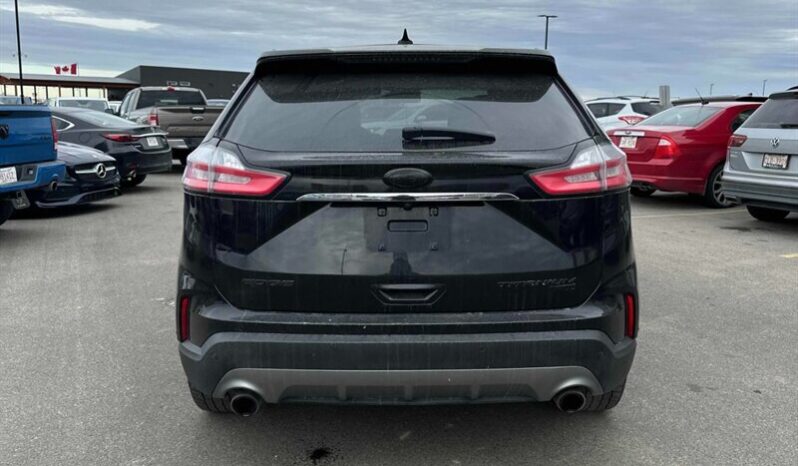 
								2019 Ford Edge Titanium full									
