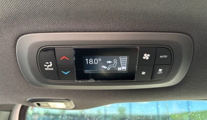 
								2023 Chrysler Pacifica Touring L Sunroof S package full									