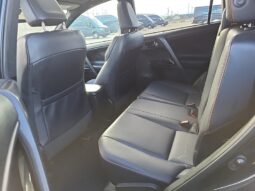 
										2018 Toyota RAV4 SE full									