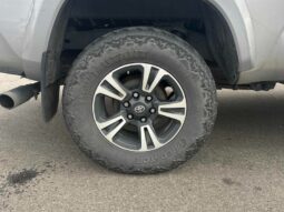 
										2016 Toyota Tacoma SR5 TRD Sport full									