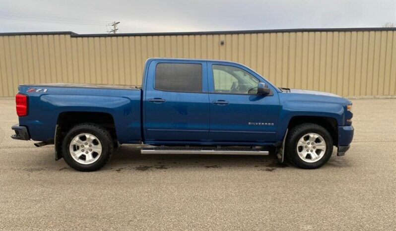 
								2018 Chevrolet Silverado 1500 LT Z-71 full									