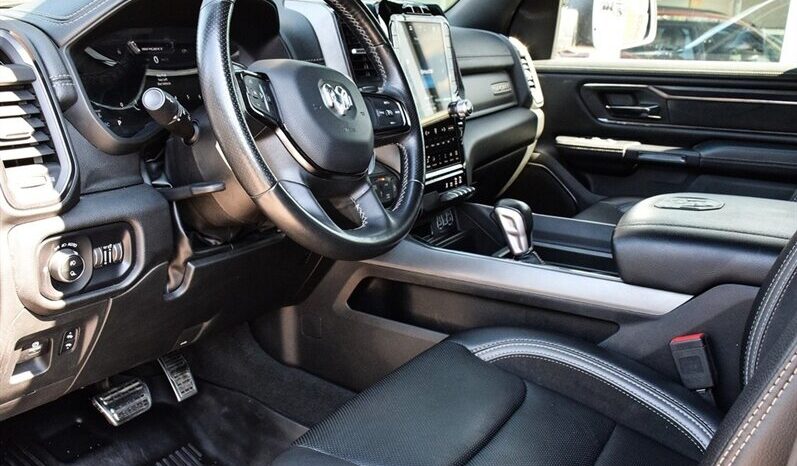 
								2023 RAM 1500 Sport GT eTorque Hemi full									