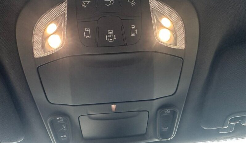 
								2024 Chrysler Pacifica Touring L Sunroof S package full									