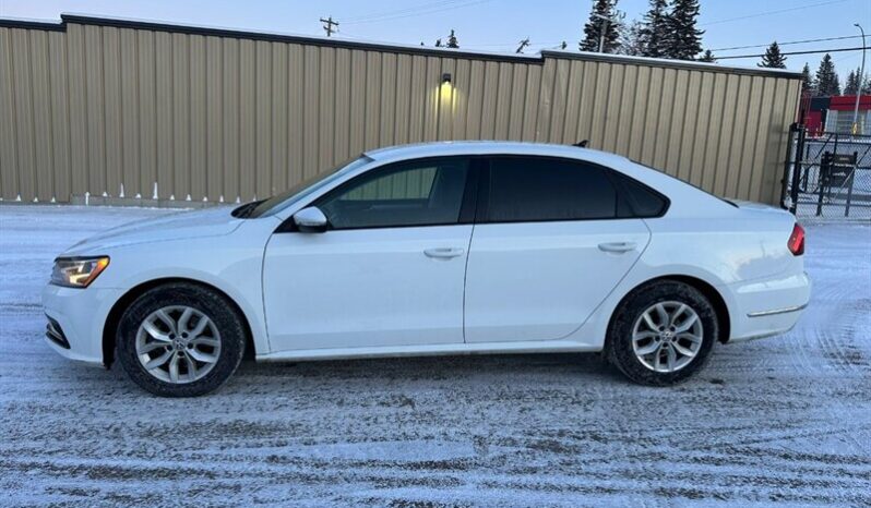 
								2018 Volkswagen Passat 2.0T S full									