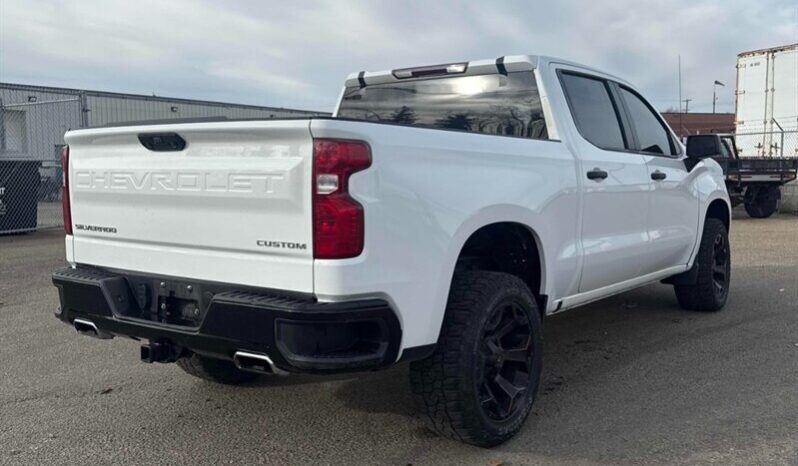 
								2023 Chevrolet Silverado 1500 Custom Trail Boss Z-71 full									