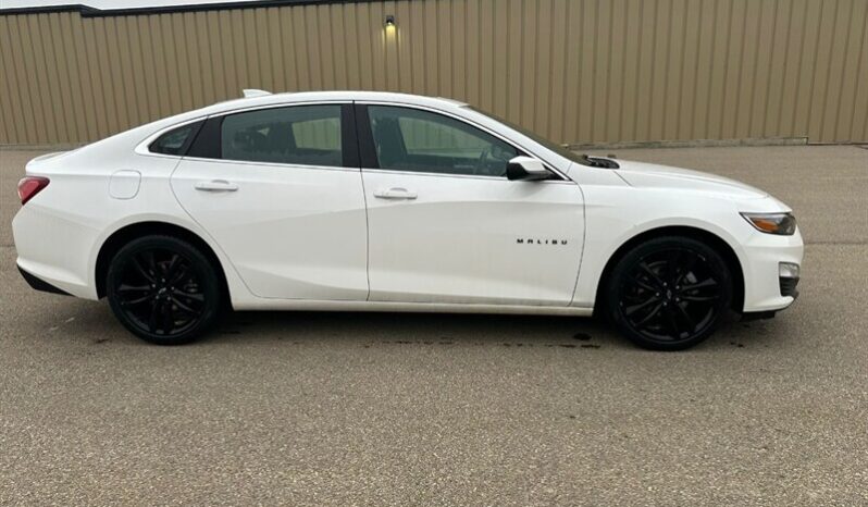 
								2023 Chevrolet Malibu LT Sunroof Sport Edition full									