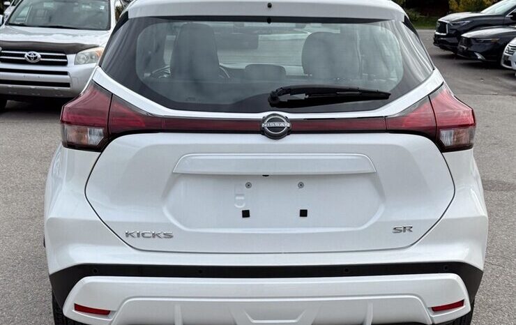 
								2024 Nissan Kicks SR Premium full									