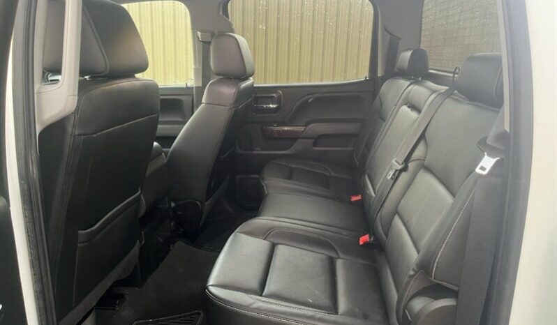 
								2018 GMC Sierra 1500 SLT full									