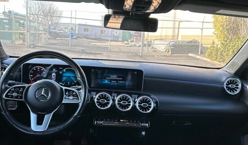 
								2019 Mercedes-Benz A-Class A 250 4MATIC full									