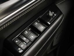 
										2024 Jeep Wagoneer Carbide full									