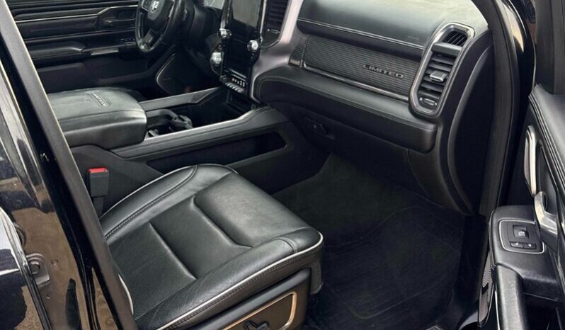 
								2020 RAM 1500 Limited Black Package full									