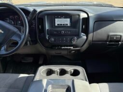 
										2018 Chevrolet Silverado 1500 Custom full									