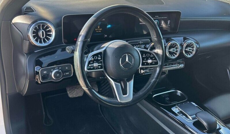
								2019 Mercedes-Benz A-Class A 250 4MATIC full									