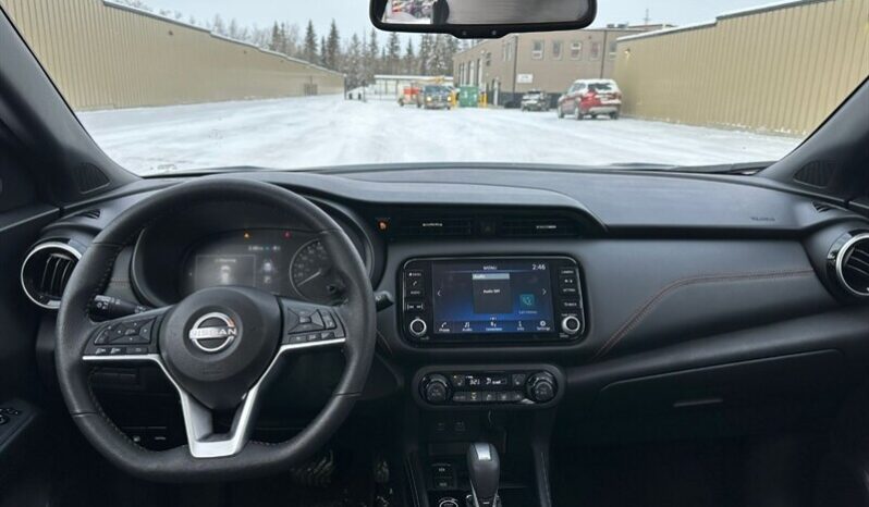 
								2024 Nissan Kicks SR Premium full									