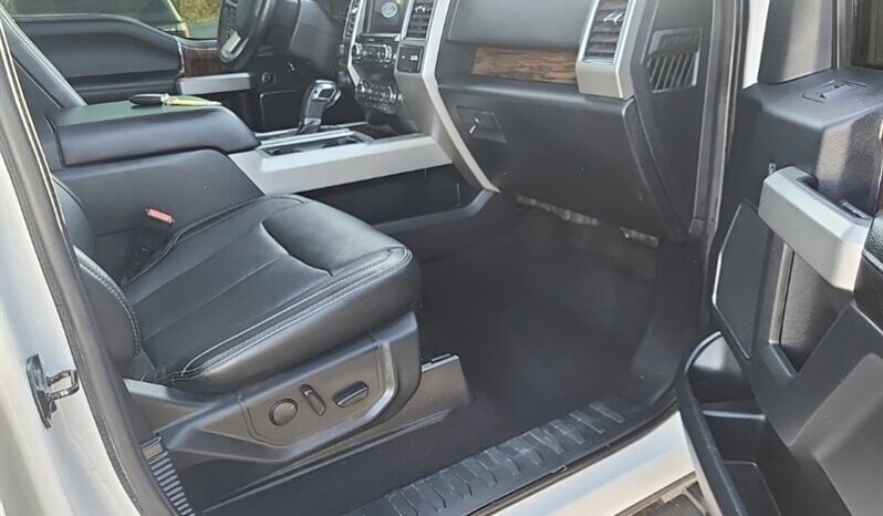 
								2019 Ford F-150 Lariat FX4 full									