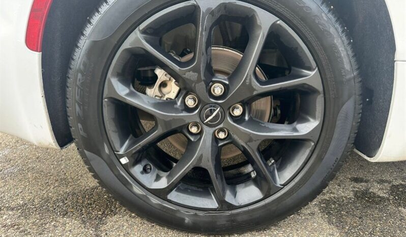 
								2024 Chrysler Pacifica Touring L Sunroof S package full									