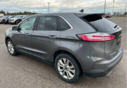 
										2024 Ford Edge Titanium Moonroof full									