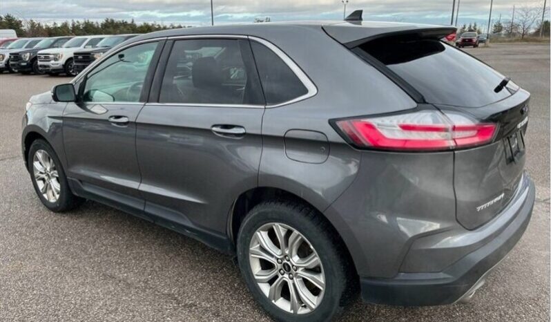 
								2024 Ford Edge Titanium Moonroof full									