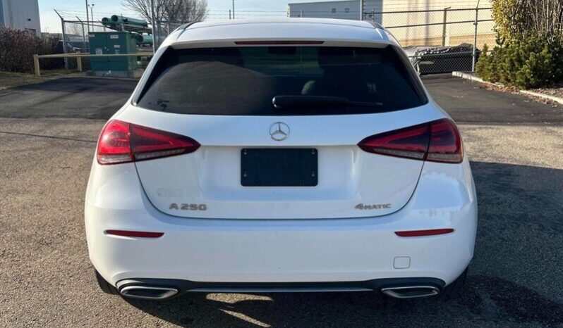 
								2019 Mercedes-Benz A-Class A 250 4MATIC full									