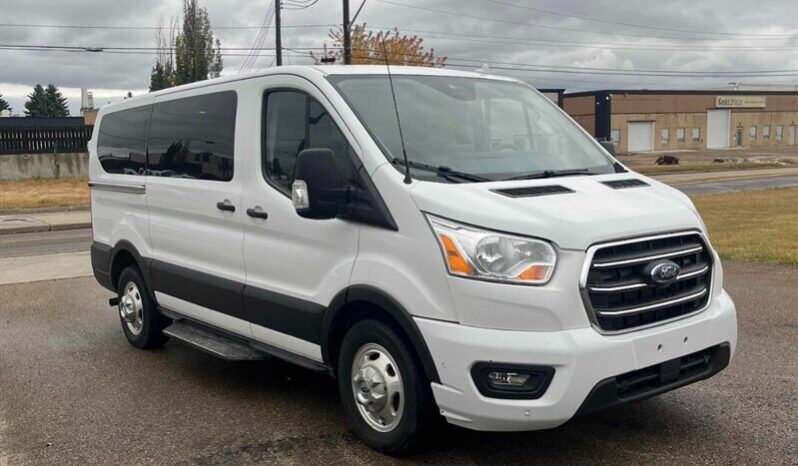 
								2020 Ford Transit 150 XLT full									