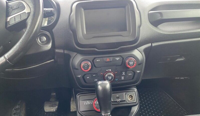 
								2018 Jeep Renegade Trailhawk full									