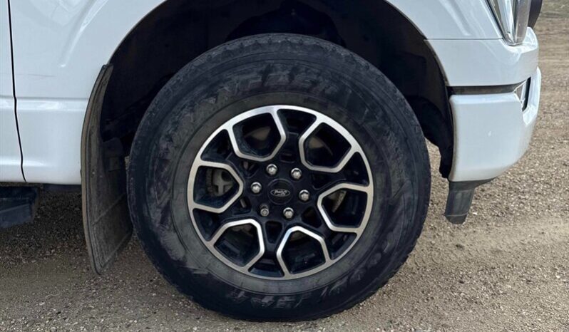 
								2021 Ford F-150 XLT Sport full									