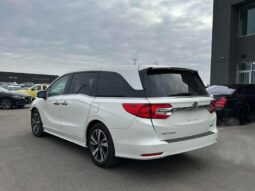 
										2019 Honda Odyssey Touring full									