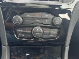 
										2022 Chrysler 300 Series S V6 full									