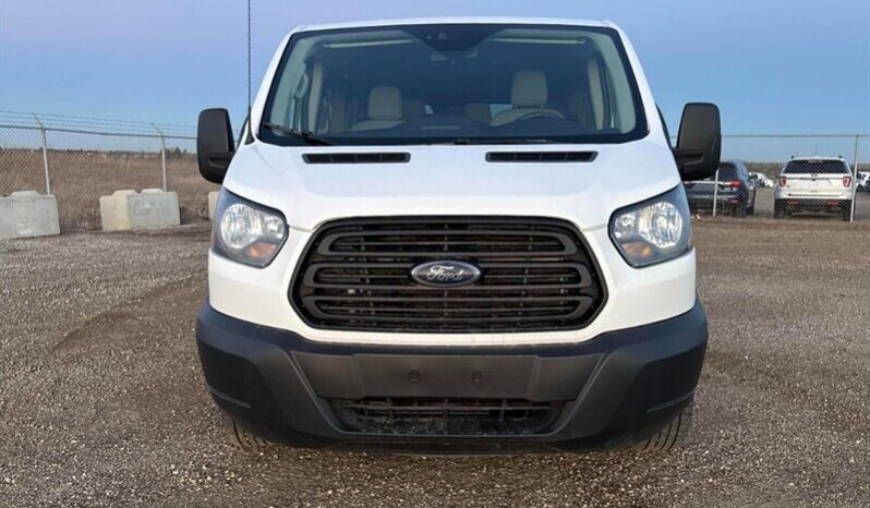 
								2019 Ford Transit T-150 XLT 8 Passenger full									