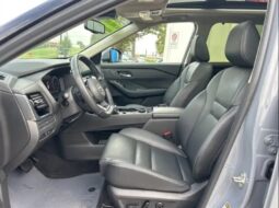 
										2024 Nissan Rogue SL full									